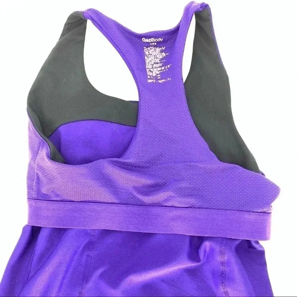 GAP Body Racerback Tank Top with Built-In Bra - Picture 5 of 9
